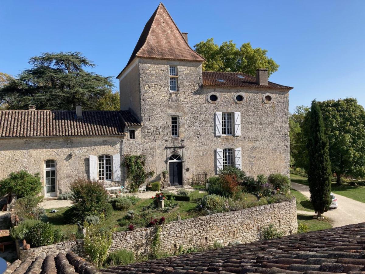 Chateau Barayre - Beautiful 12Th Century Castle With Pool And Large Garden Laussou Extérieur photo